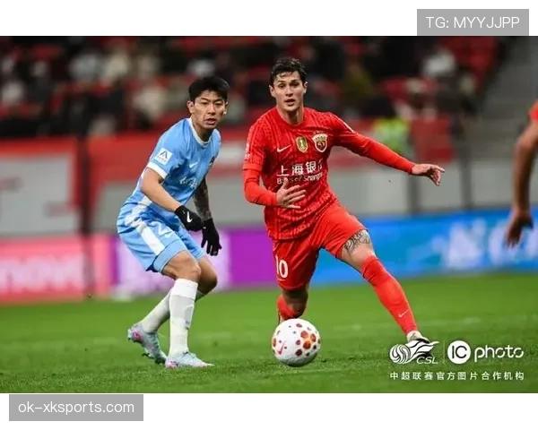 上海海港近况受考验，联赛表现显现起伏，后防线短板频现关键场次